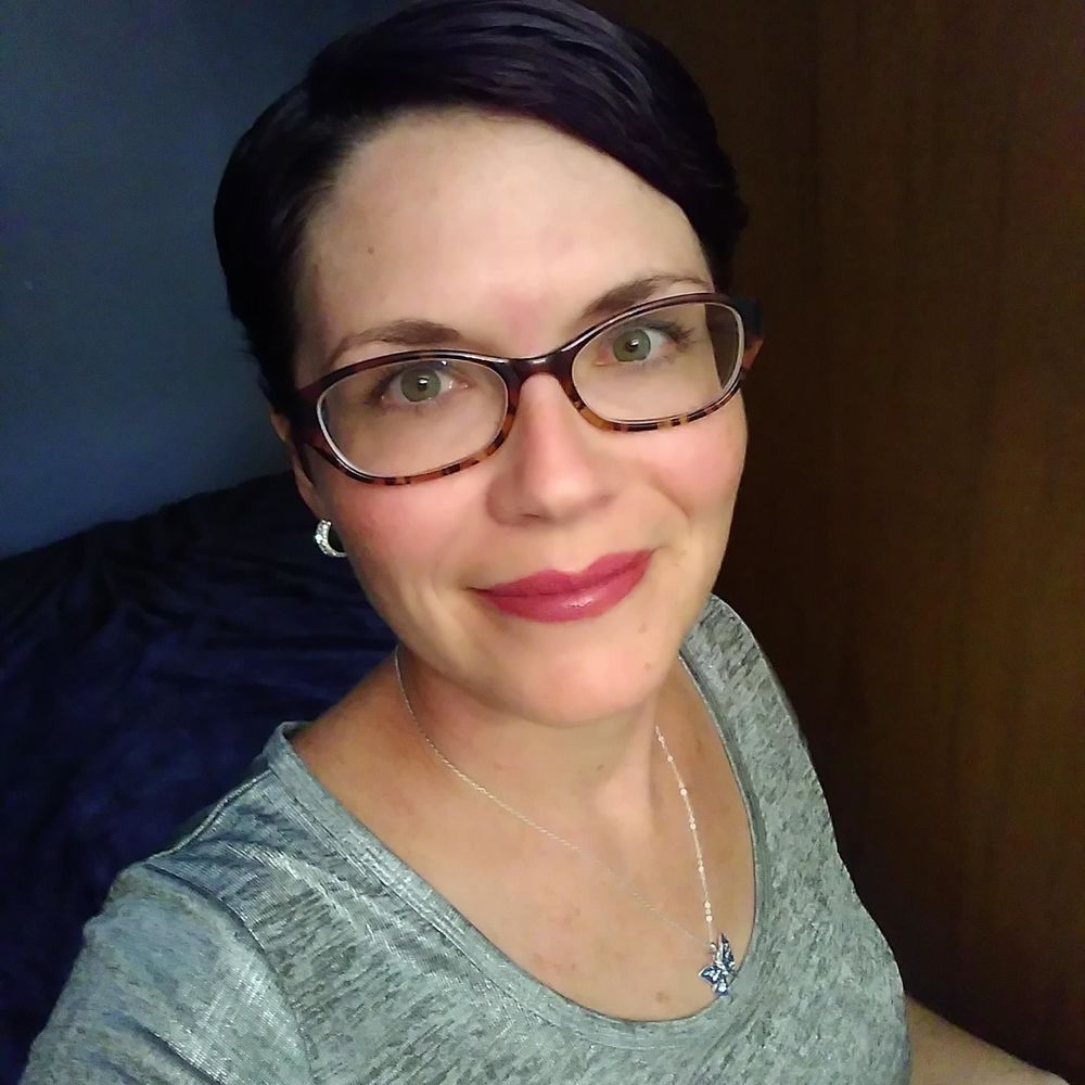 Meet your Posher, Liz